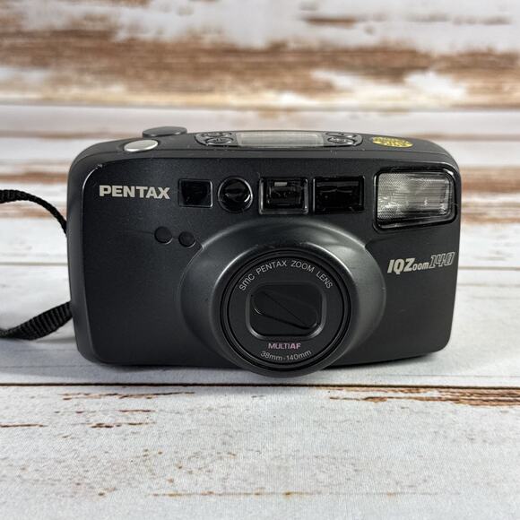 Pentax IQZoom 140M 35mm Point & Shoot Film Camera - Battery & Film Tested - Picture 1 of 5
